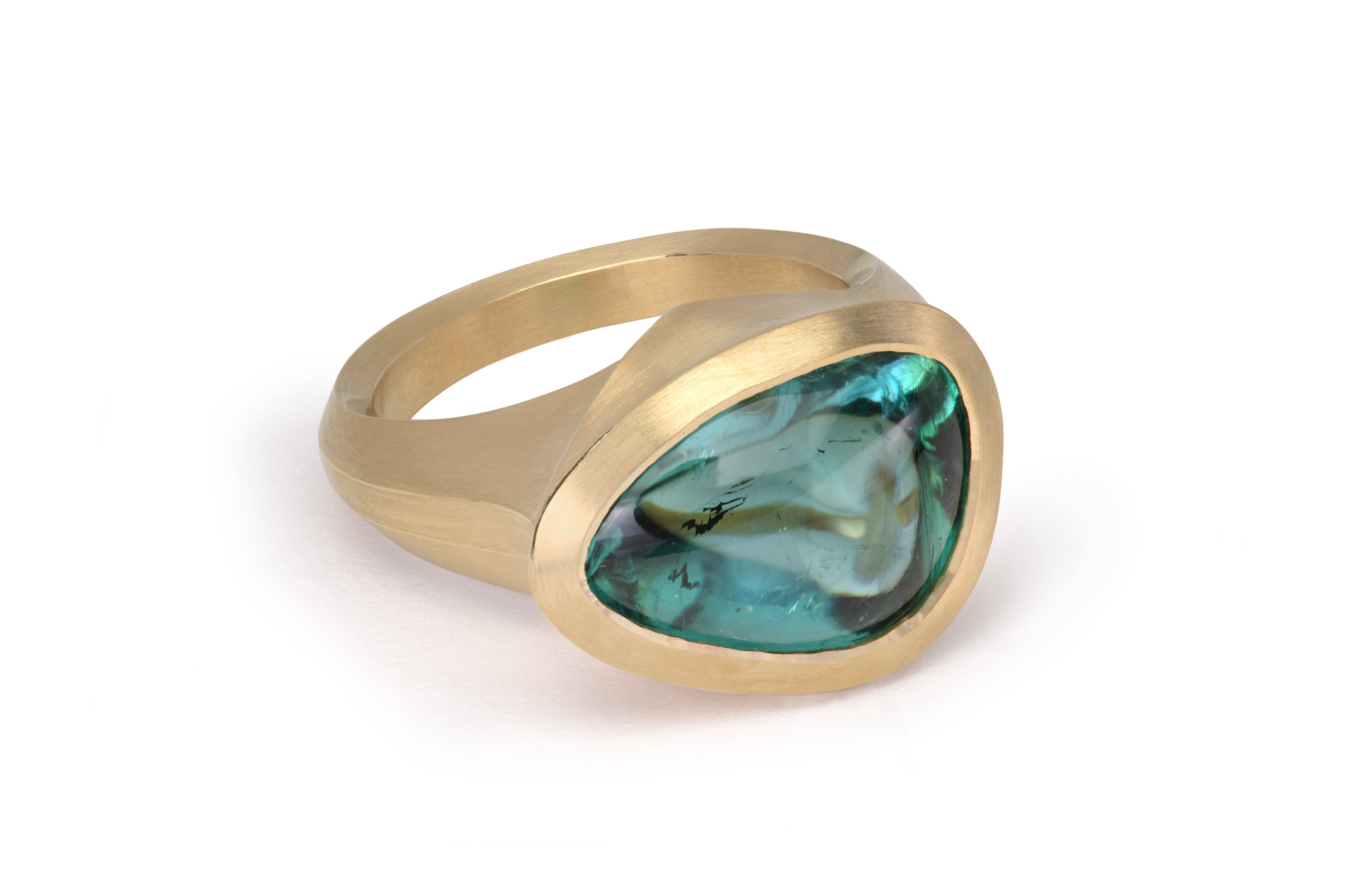 Yellow gold and tourmaline Arris ring